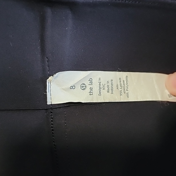 Lululemon Lab Wrap Skirt in Black EUC - Picture 5 of 6